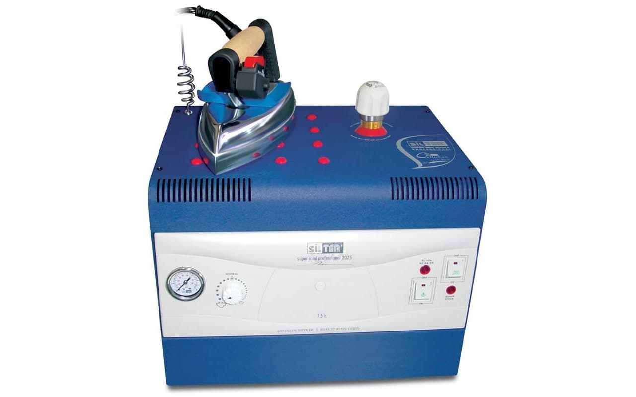 Silter Super Mini 7.5 litre steam generator with professional iron